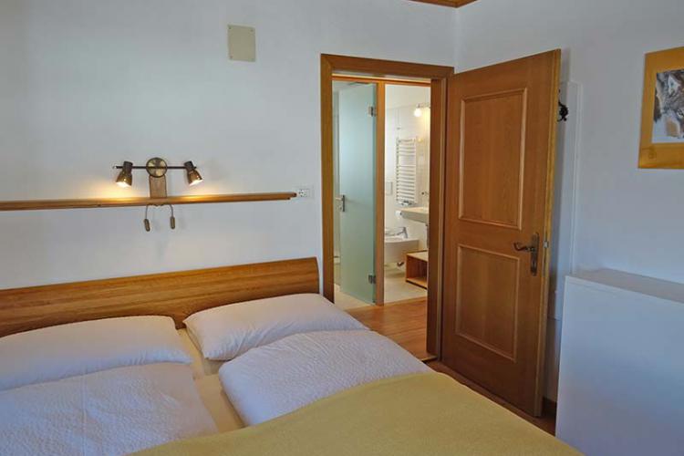 Apartment Saslong – Double bedroom